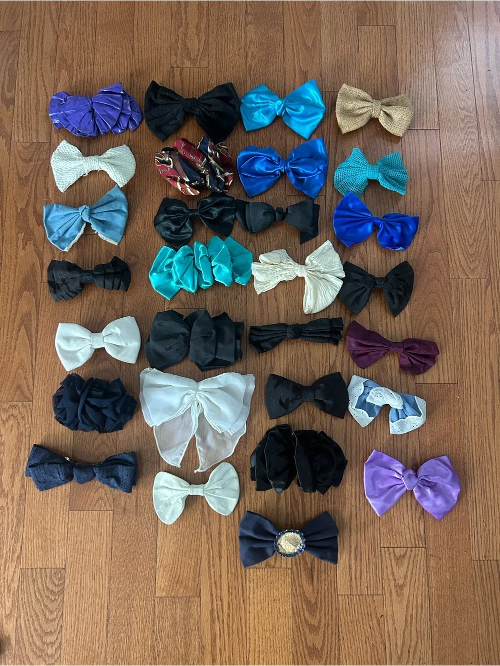 VTG 80s 90s Hair Bows Barrettes Scrunchies Lot of 43 Items Multicolor Textures